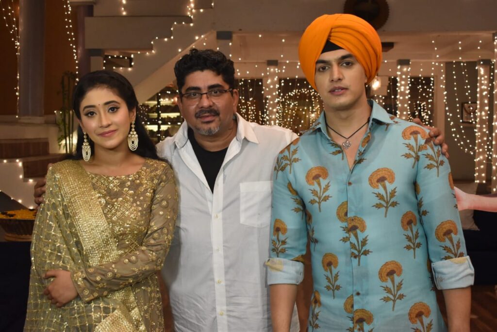 Mohsin Khan’s birthday celebration on Rajan Shahi’s set! - 3