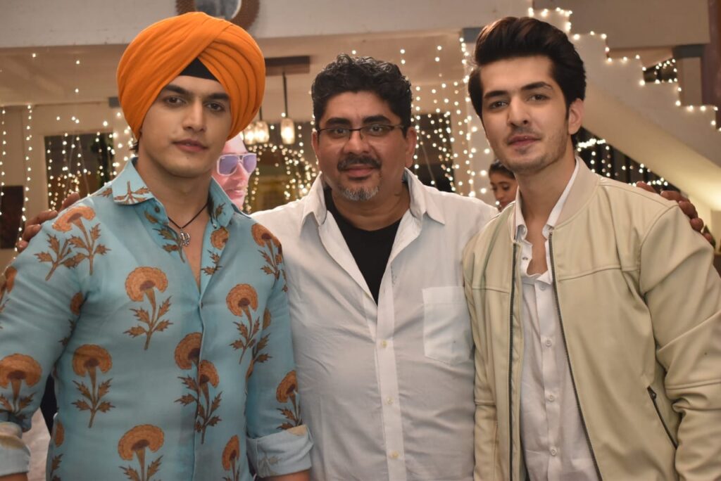 Mohsin Khan’s birthday celebration on Rajan Shahi’s set! - 1