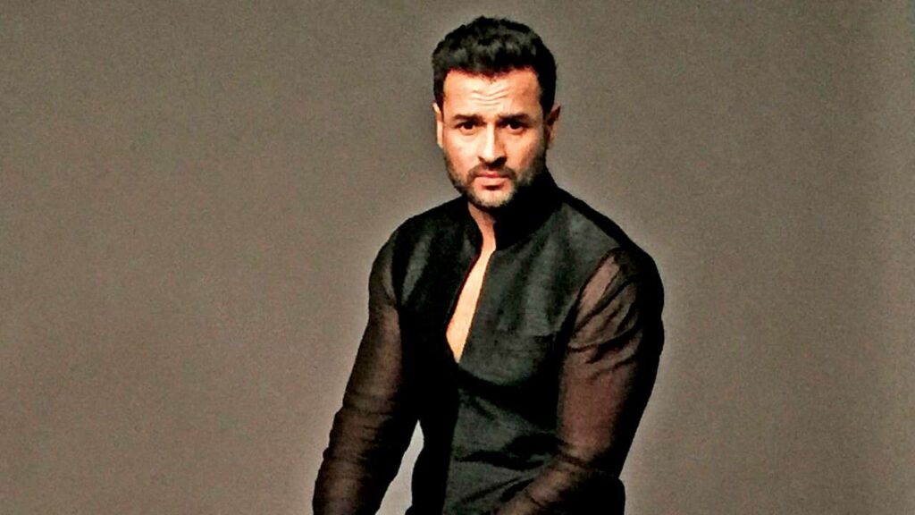 Rohit Roy all set to make his Kannada debut