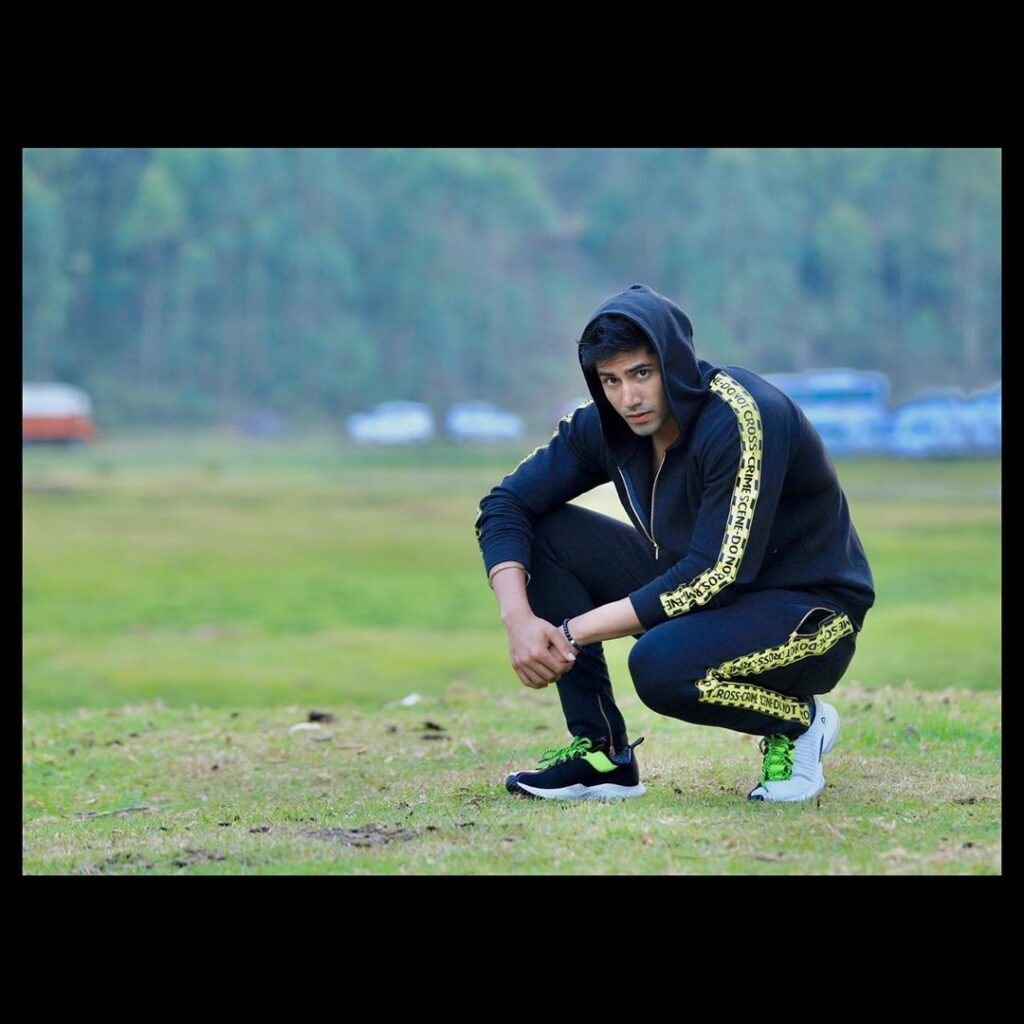 The fashion slayer Varun Sood - 0