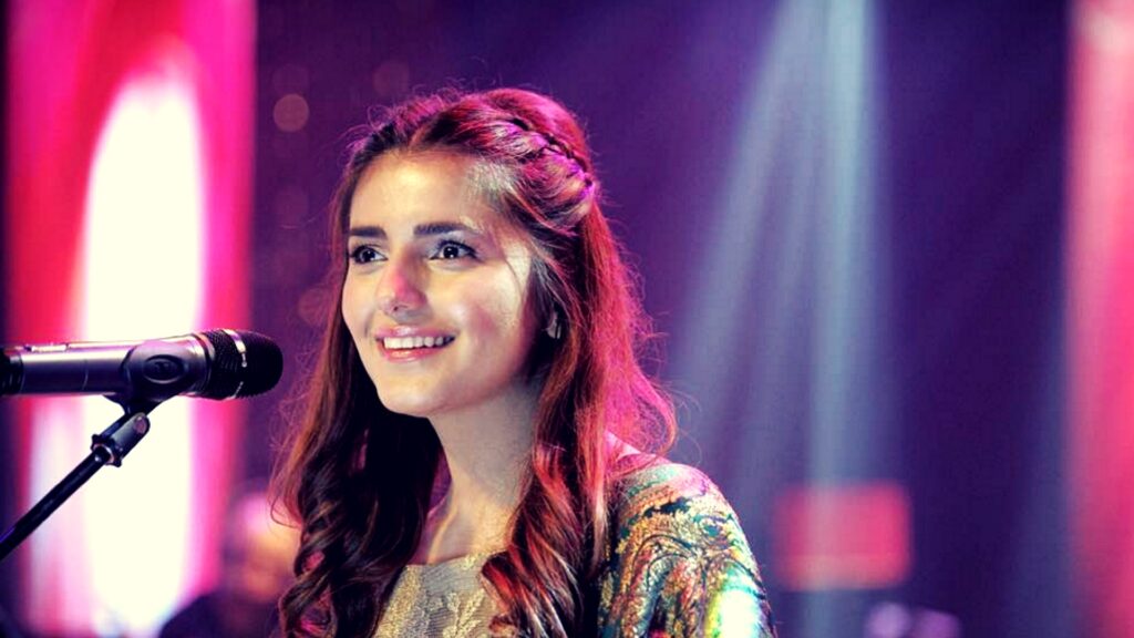 The successful musical journey of Pakistan’s Singer, Momina Mustehsan - 0