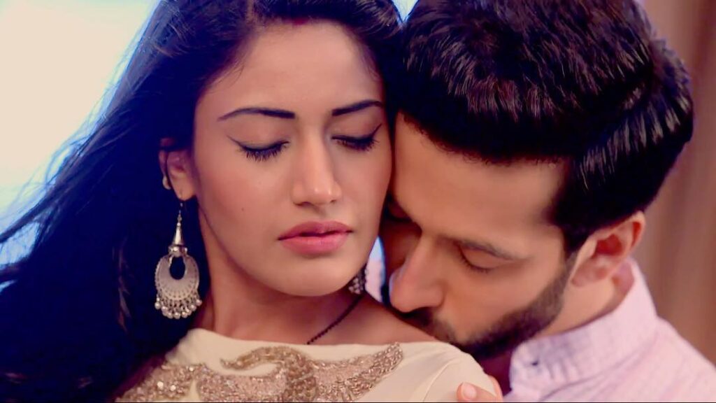 Unseen romantic moments from Ishqbaaaz - 5