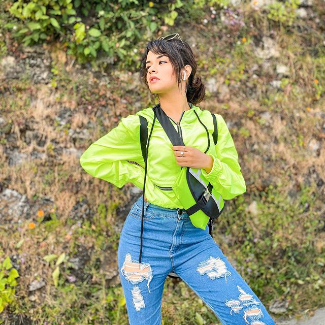 Avneet Kaur’s travel pics will make you want to go on a vacay - 2