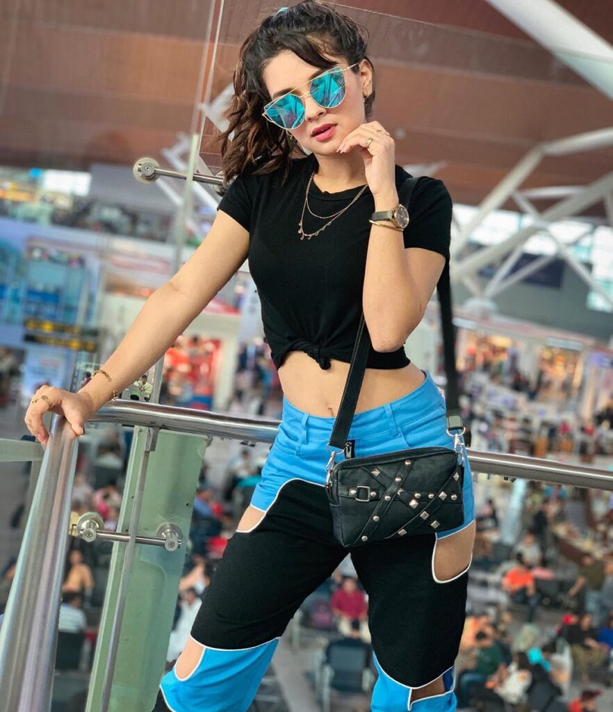 The bold avatar of Tiktok Star Avneet Kaur, see photos - 6