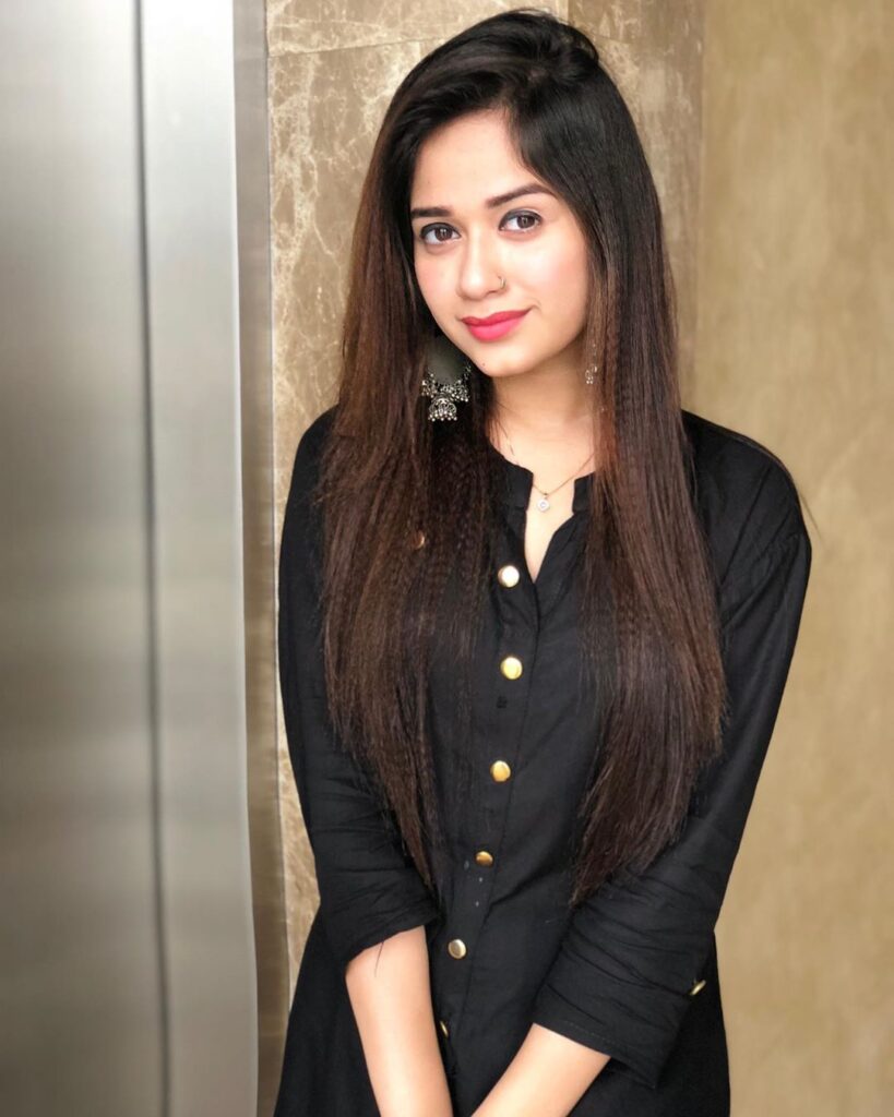 Jannat Zubair made a major winter fashion statement - 0