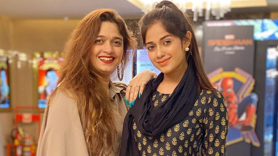 TikTok star Jannat Zubair's lovely birthday wishes for her darling mom!