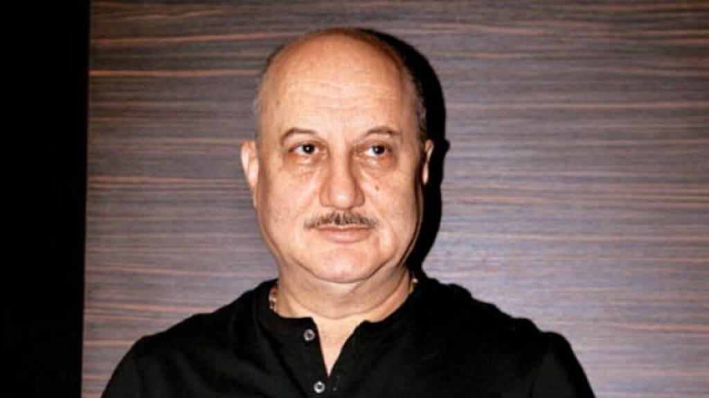 Anupam Kher shares a major throwback from the sets of Vijay