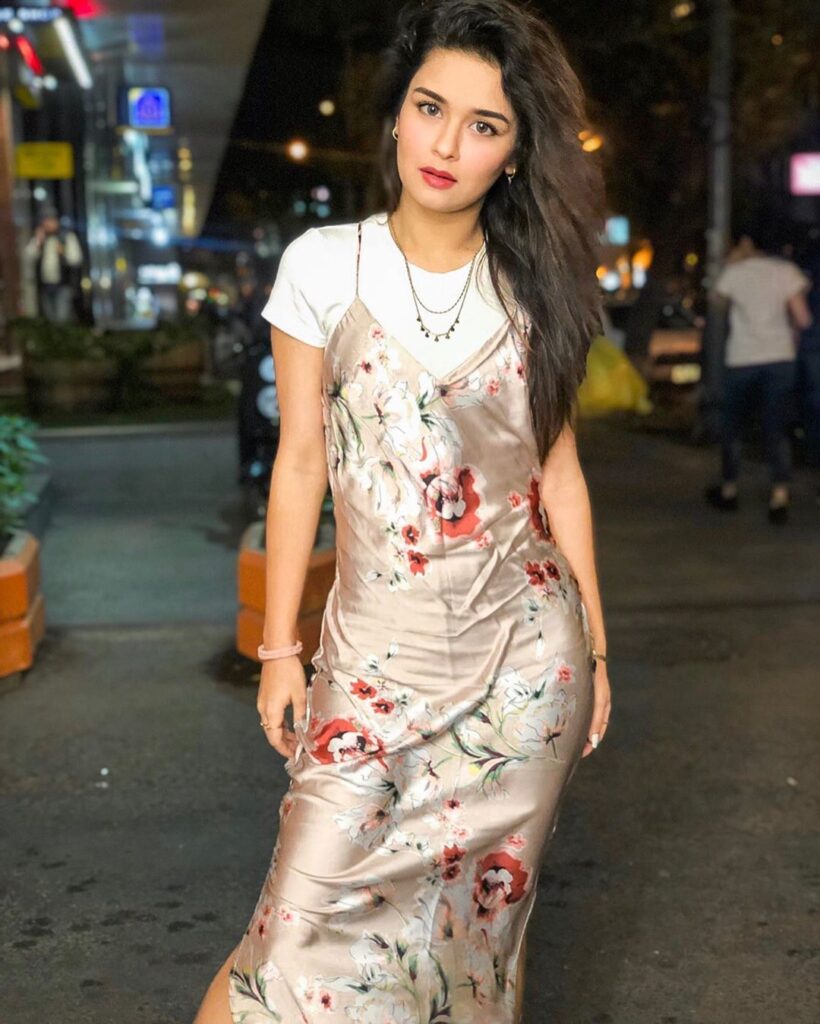 Avneet Kaur and her funky style is a lethal combination - 1