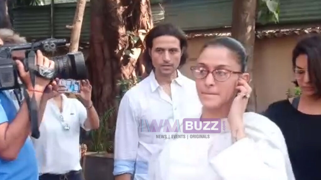 Karanvir Bohra, Arjun Bijlani, Chetan Hansraj and Shilpa Saklani arrive for Kushal Punjabi’s funeral - 0