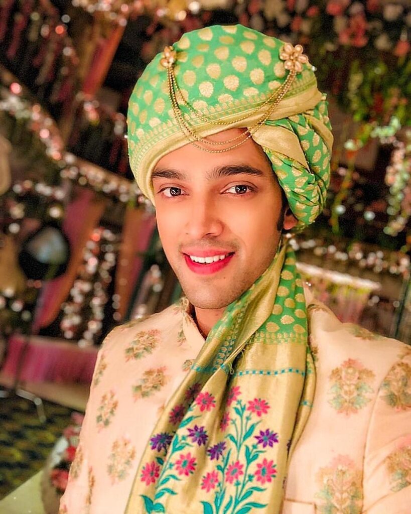 Parth Samthaan looks best in floral designs - 1