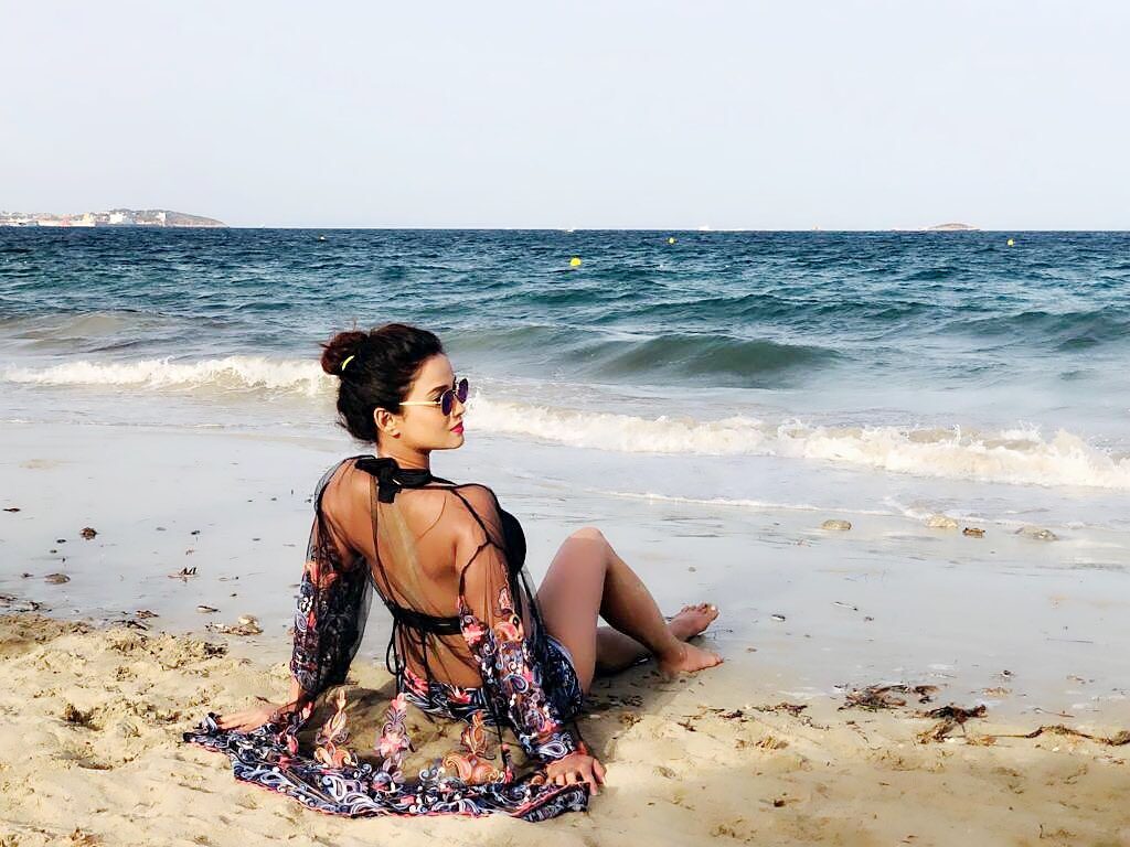 Pictures of Adaa Khan are raising the temperature - 6