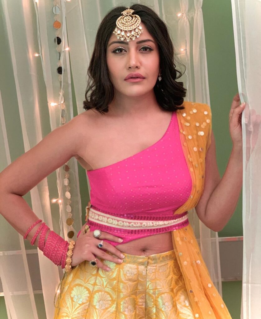 Pictures of Sanjivani 2 actress Surbhi Chandna prove that she’s a hot-bomb - 2