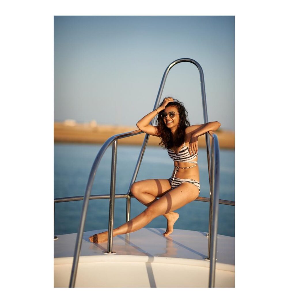 From Nora Fatehi To Radhika Apte: Attractive looks in bikini wear - 5