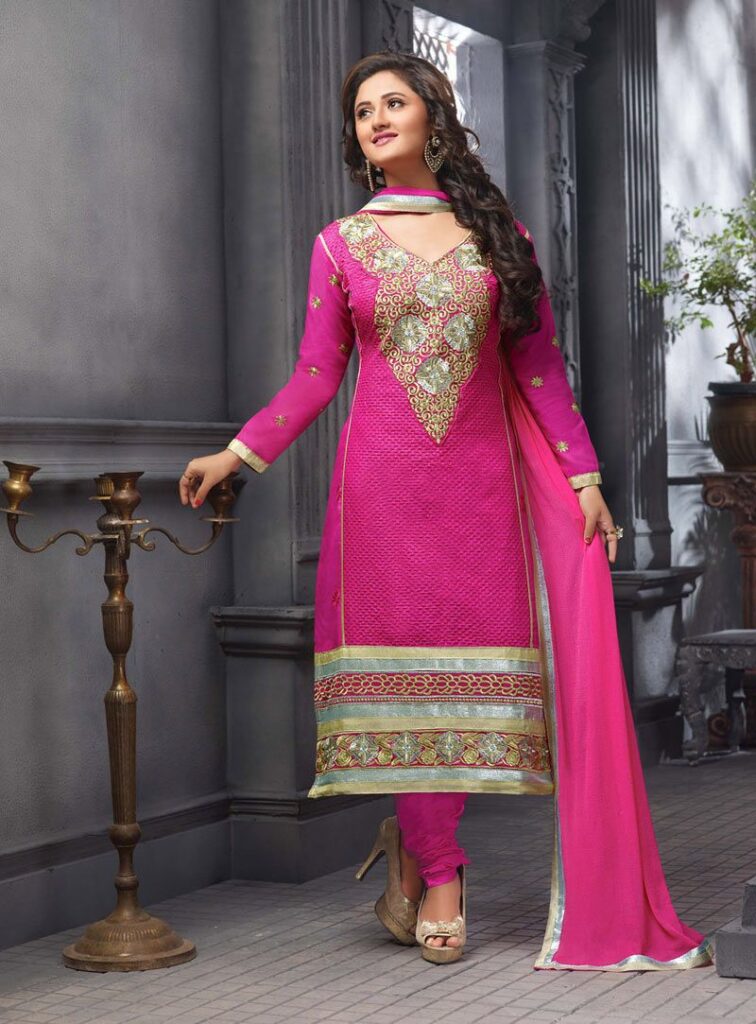 Rashami Desai’s style statement in the show Bigg Boss - 1