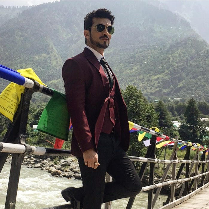 Arjun Bijlani’s Sunglass Is A Quintessential Style Statement! - 0