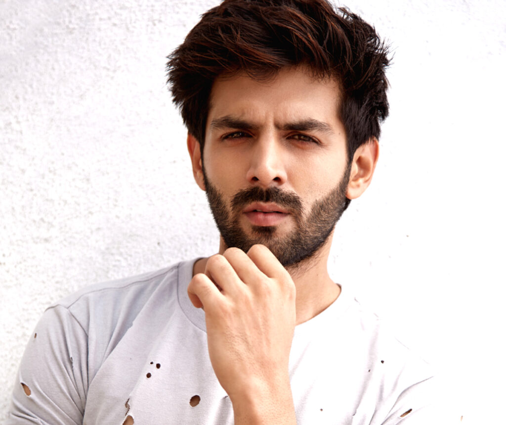 Sizzling Style Game of Kartik Aaryan - 0