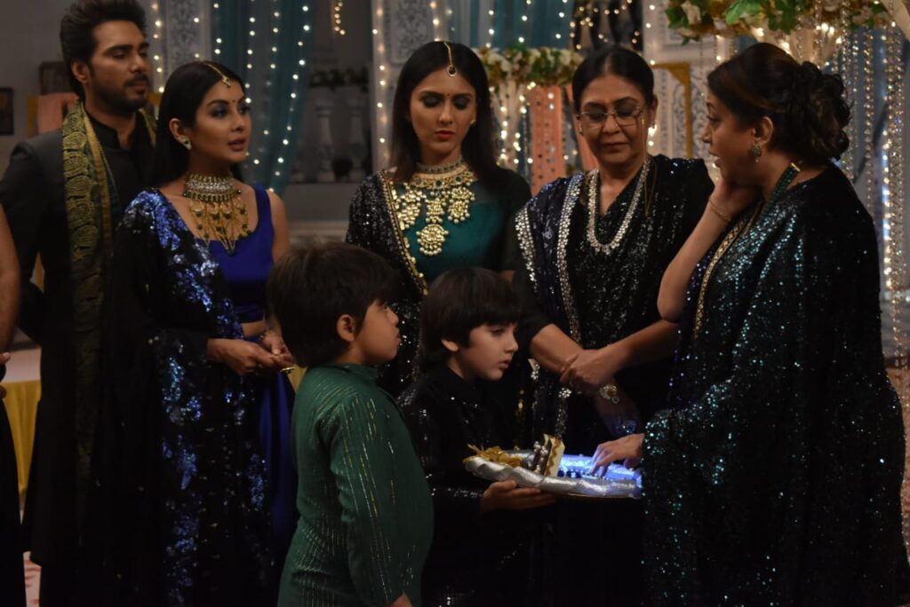Yeh Rishta Kya Kehlata Hai: Kartik and Naira’s dreamy engagement - 1