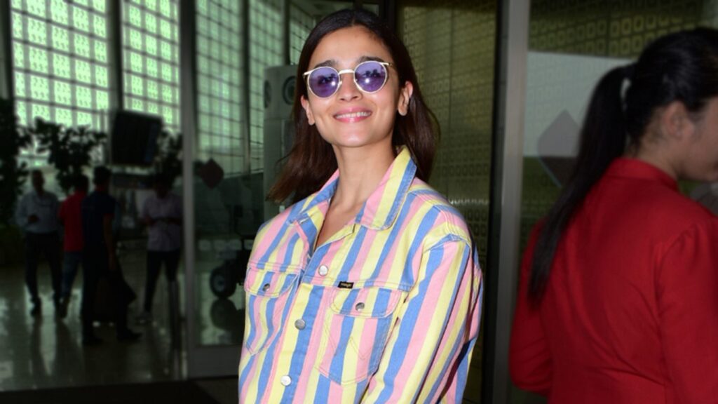 Alia Bhatt’s Striped Outfits are Perfect For Fall - 1