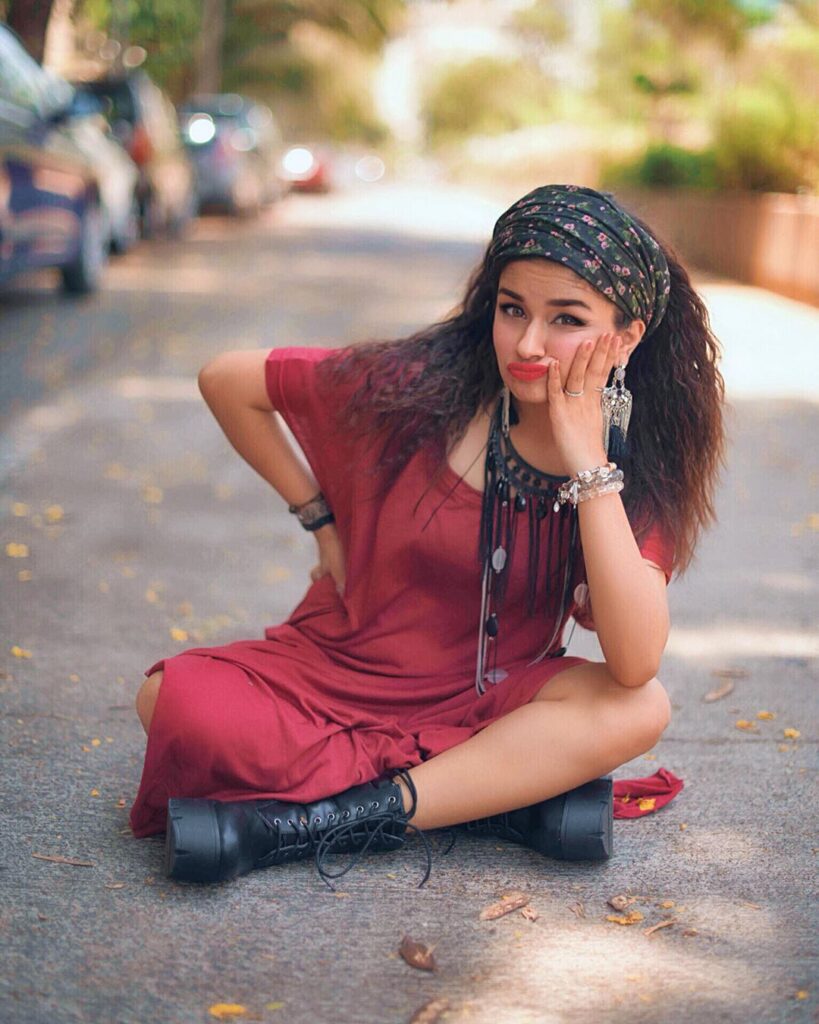 These Instagram posts by Avneet Kaur are giving us major travel goals - 3