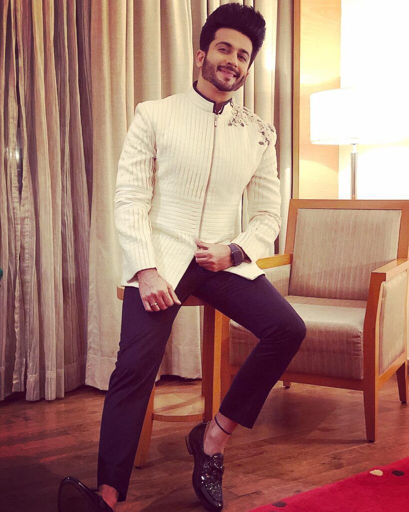 Dheeraj Dhoopar stylish pictures will leave you stunned - 3