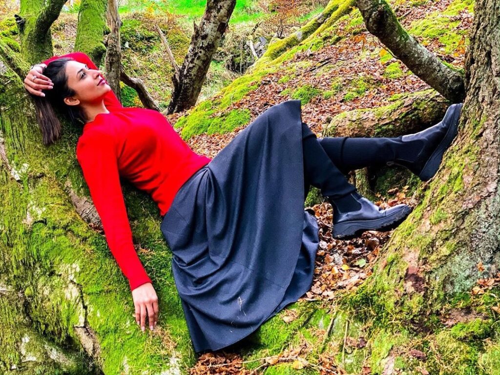 Divyanka Tripathi’s red avatar: Hot or not? - 3