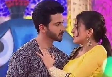 Hottest Scenes From Kundali Bhagya’s Karan and Preeta Will Leave You Stunned! - 3