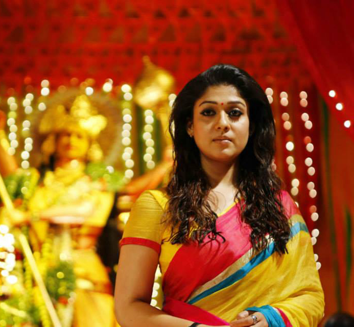 Nayanthara looks drop-dead gorgeous in saree - 2