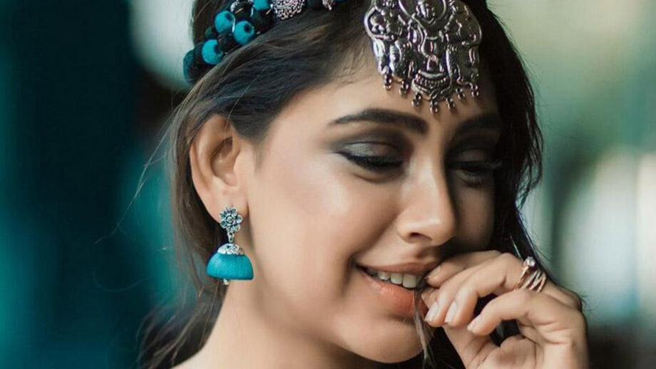 Niti Taylor hot looks and style secrets revealed