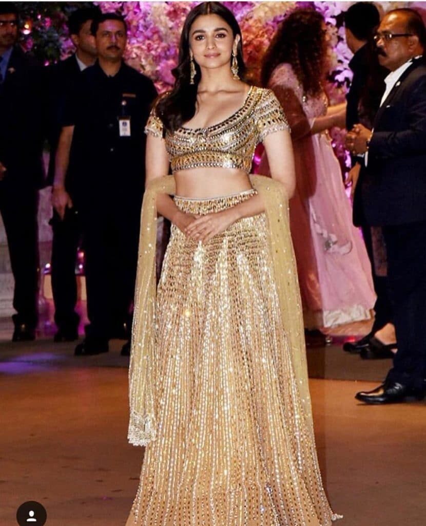 Shraddha Kapoor or Alia Bhatt: Who Looks Stunning in a Sabyasachi Lehenga? - 1