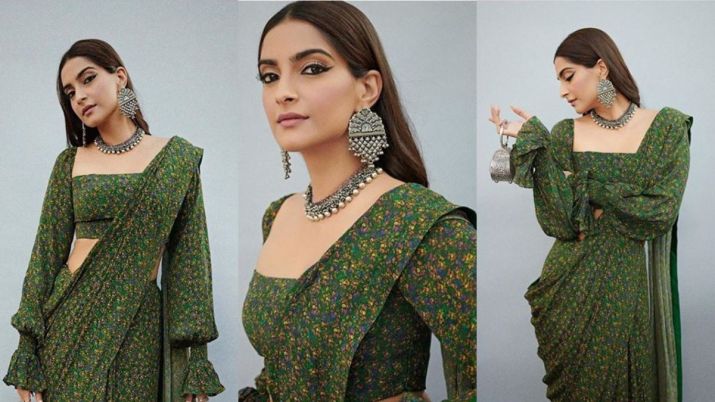 Beautiful sarees on Sonam Kapoor makes her look more stunning than ever - 4