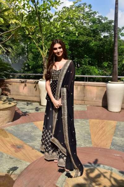 An Indian Ethnic Look: The Way Tara Sutaria Dresses - 5