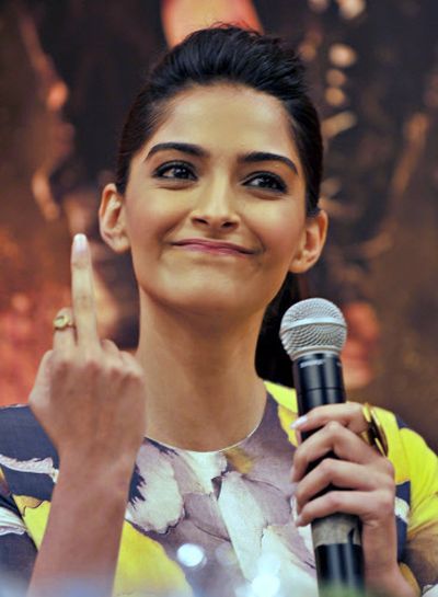 Top Controversies Of Sonam Kapoor - 0