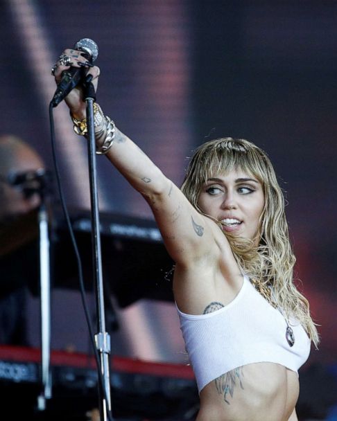 This Is What Sets Miley Cyrus Apart From Her Contemporaries - 1