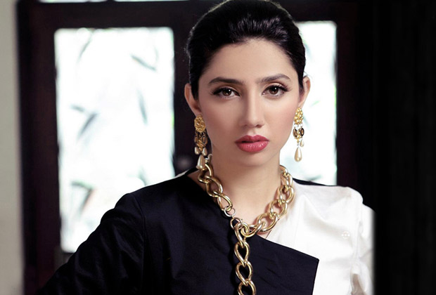 5 times Mahira Khan made us have a crush on her - 3