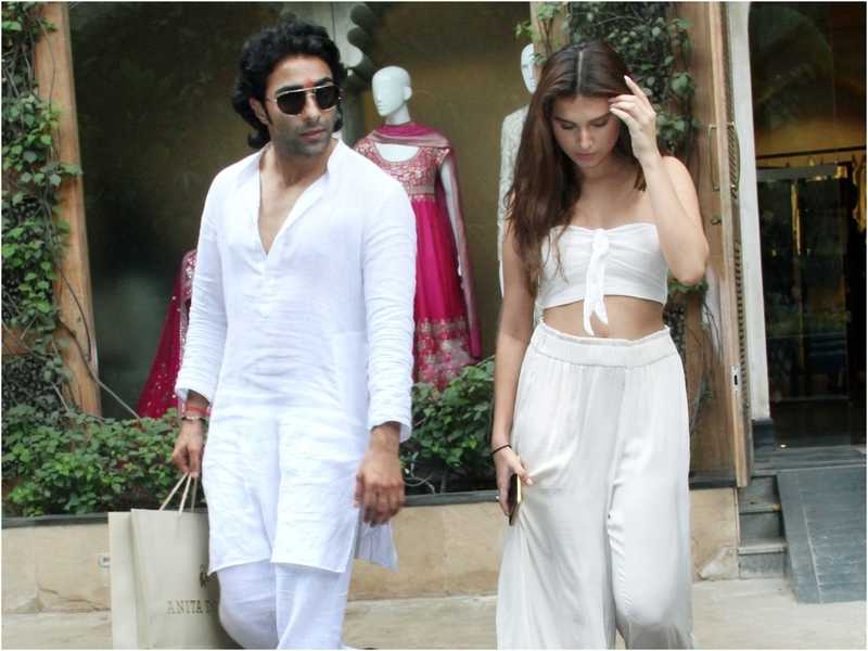 Aadar Jain and Tara Sutaria give major couple goals to their fans - 0