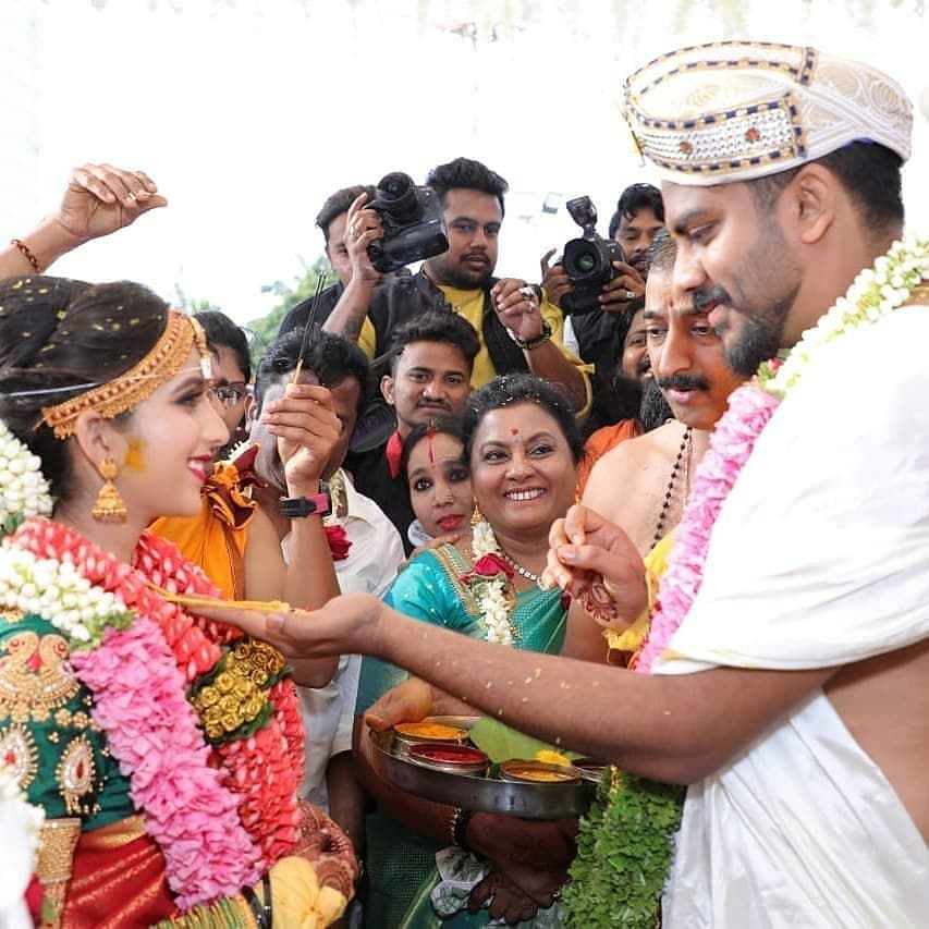 Congrats: Bigg Boss winner gets married - 2