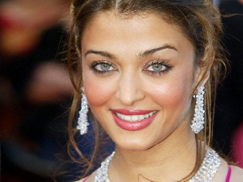 Check out Aishwarya Rai Bachchan’s eternal love for jewellery - 3