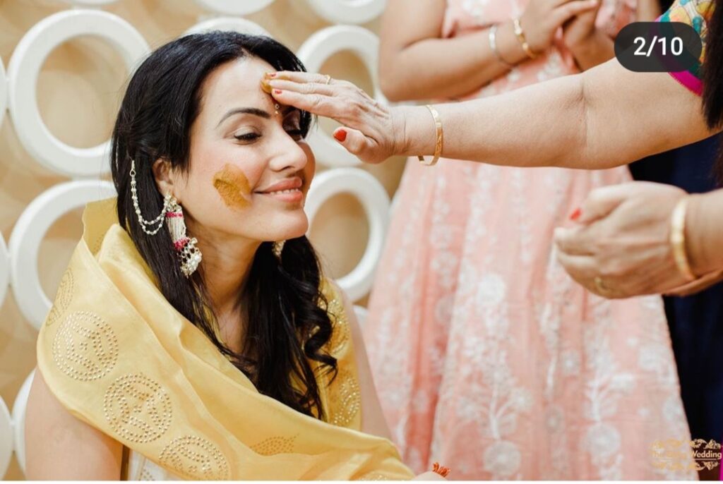 Check out: Haldi ceremony pictures of Bigg Boss star Kamya Panjabi - 5