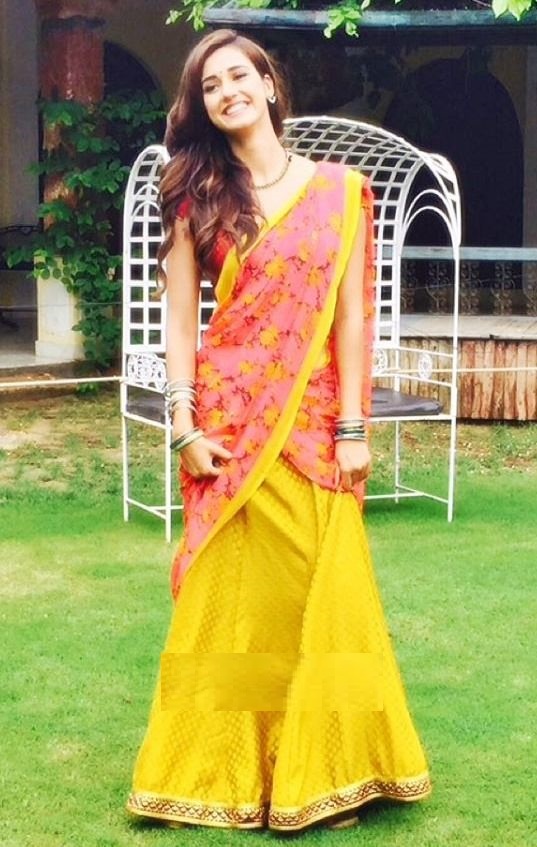 Disha Patani’s fusion style never fails to leave us stunned - 0