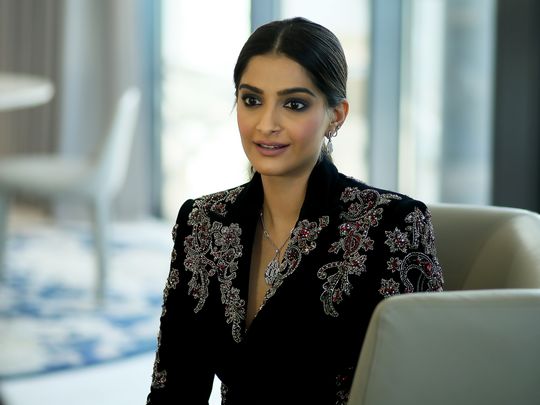 Fashion Icon Sonam Kapoor unveils the Jannah Collection, See Pics - 3