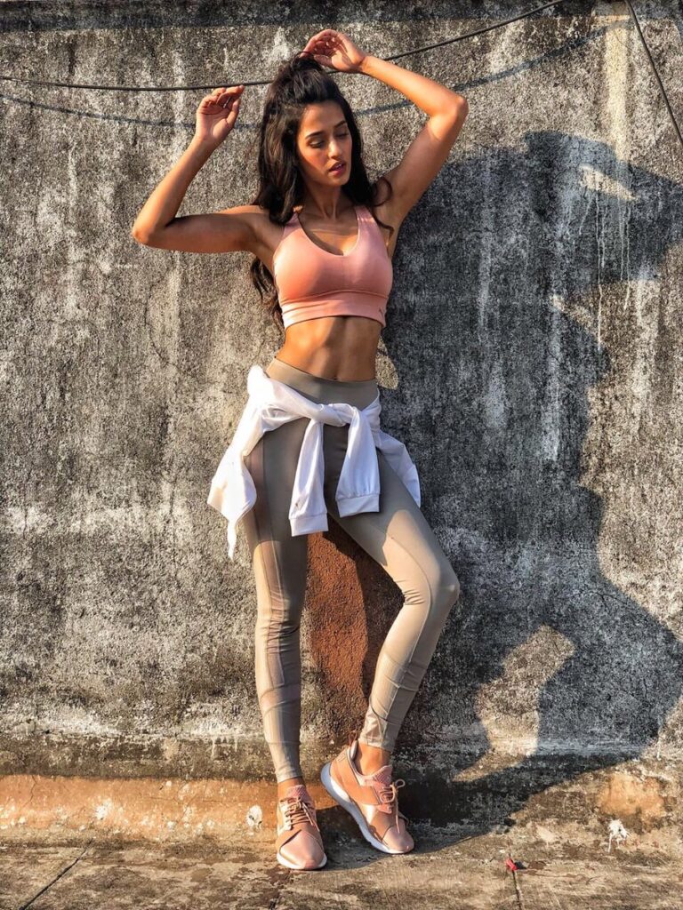 Flashback To Disha Patani’s Ethnic and Modern Looks - 11