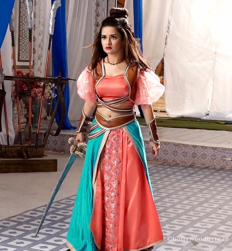 How to Dress Like Avneet Kaur from Aladdin Naam Toh Suna Hoga - 2