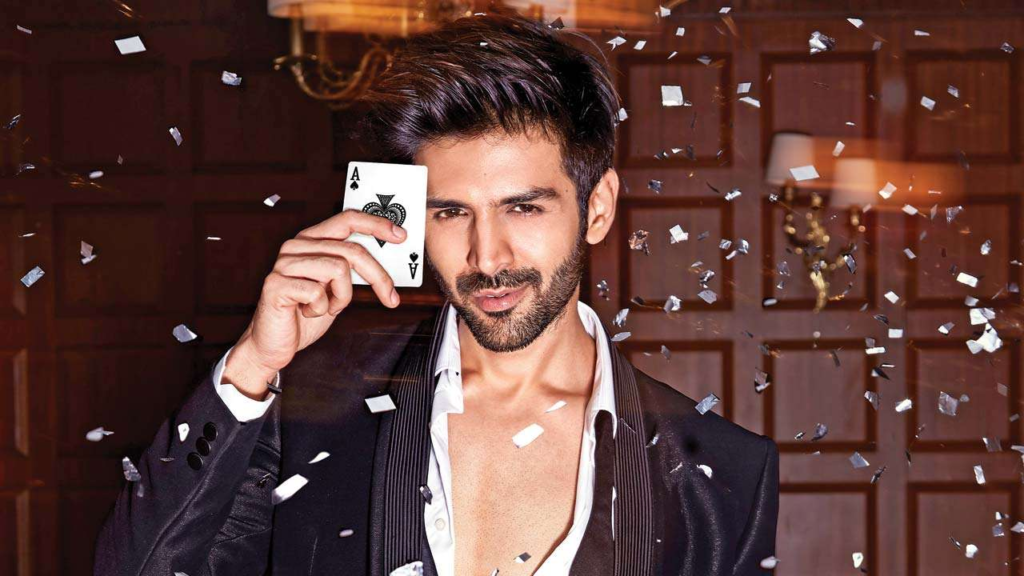 Kartik Aryan clarifies on his injury: It is a hairline injury in the hand