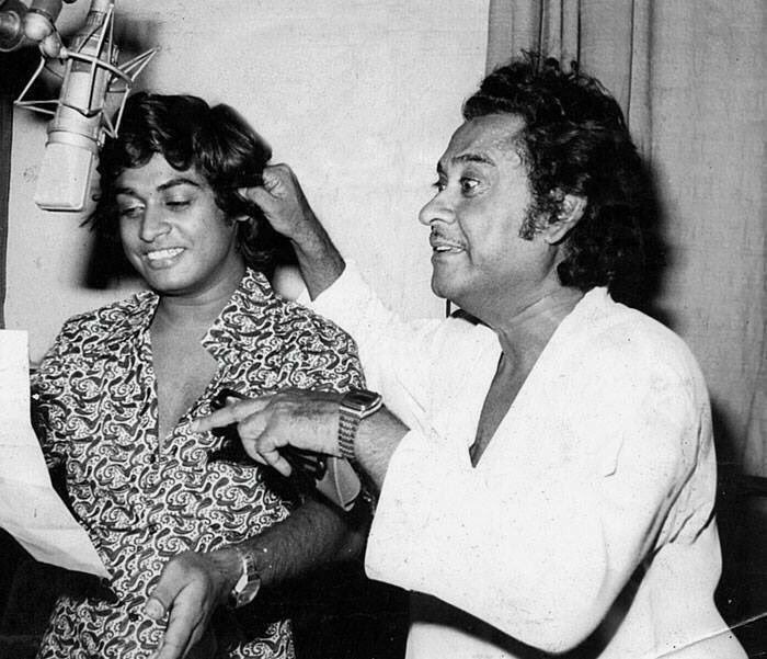 #LikeFatherLikeSon Moments of Kishore Kumar and his son Amit Kumar - 1