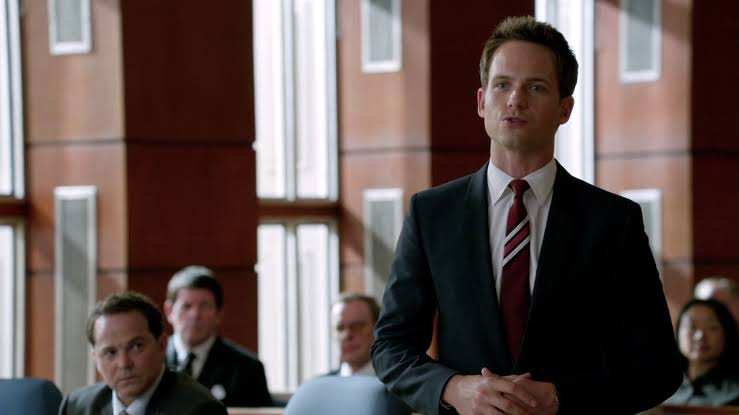 Mike Ross And His Charming Suit Looks In Suits - 1