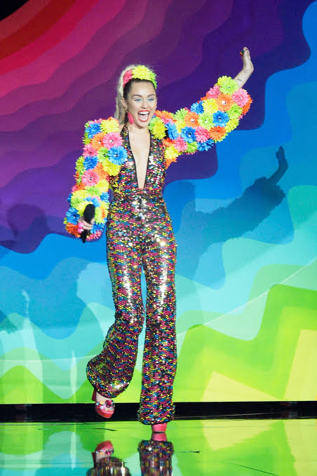 Miley Cyrus and her out of the world fashion quotient - 3