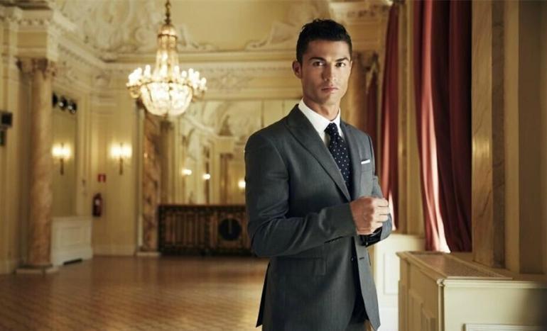 These Pictures Prove Why Cristiano Ronaldo Can Be The Perfect Fashion Icon - 1