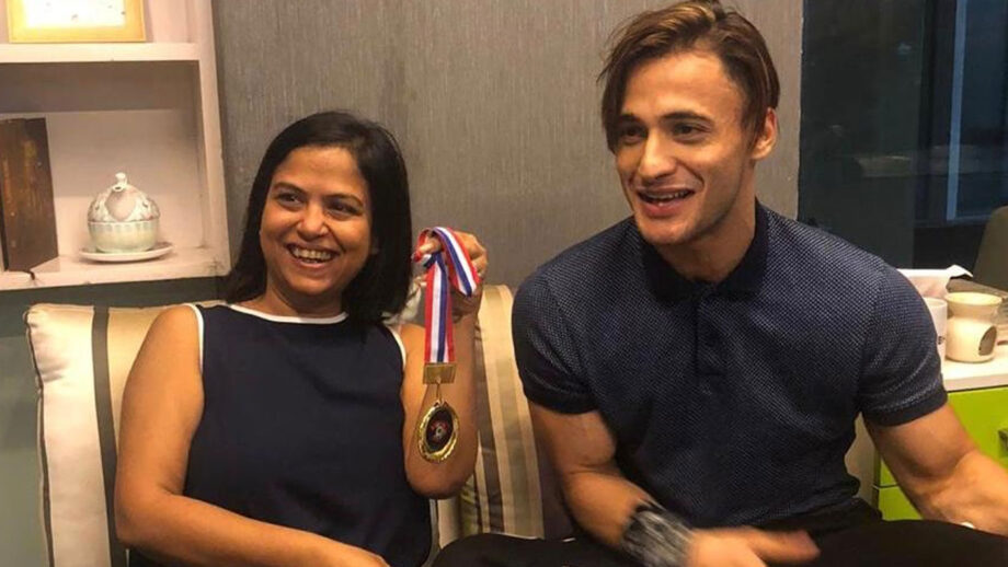 Read to know who Asim Riaz dedicated his Bigg Boss 'Sultani Akhada Medal'