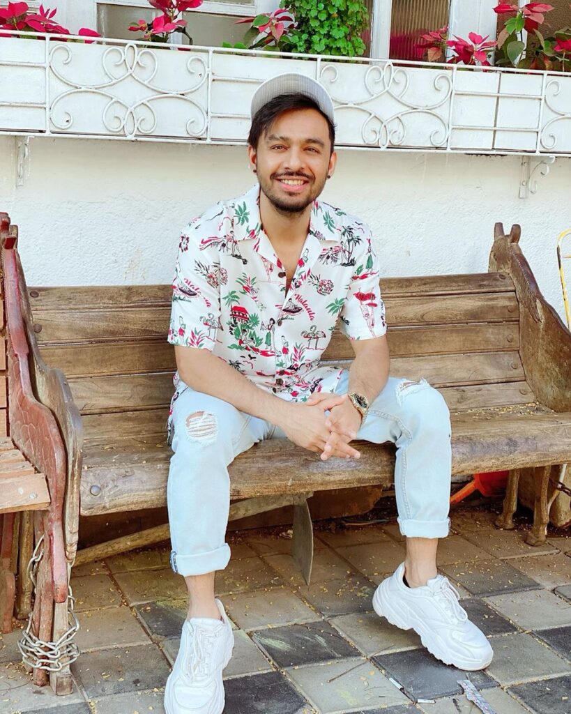 Just like his music, Tony Kakkar’s style is on point too - 4