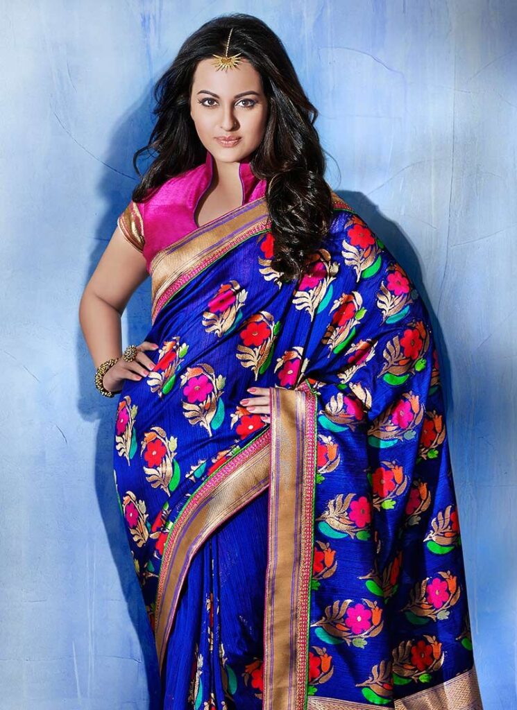 Sonakshi Sinha Stuns Completely In Floral Saree - 3